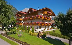 Hotel-Garni Weidacherhof